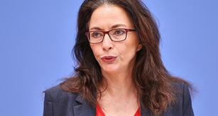 DGB fordert Koalition zu Gesprächen über Reformpaket auf