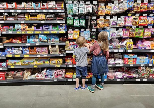 Bild vergr&ouml;&szlig;ern: Kassen pochen auf Zuckersteuer und höhere Alkohol- und Tabaksteuer