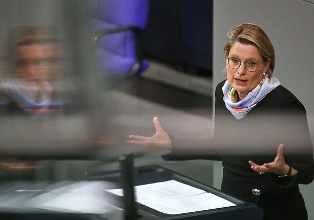 Bild vergr&ouml;&szlig;ern: Justizministerin fordert Entkriminalisierung von Schwarzfahren