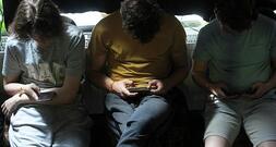 Ulrich Wickert fordert Beschränkung von Social Media