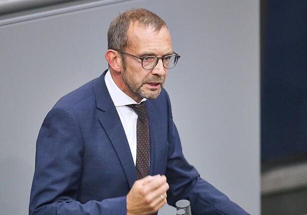 Bild vergr&ouml;&szlig;ern: Röwekamp kritisiert Trumps Drohung zu Brücken-Zerstörung im Iran