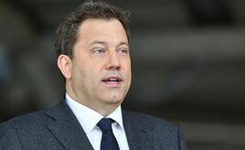 Klingbeil lädt Wirtschaft und Gewerkschaften zu Krisengipfel