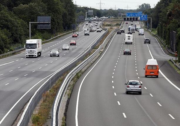 Bild vergr&ouml;&szlig;ern: Pläne zu höherer Pendlerpauschale stoßen auf Kritik