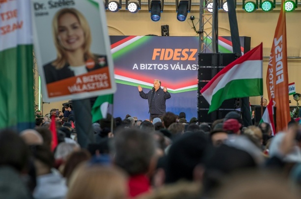Bild vergr&ouml;&szlig;ern: Ungarn: Orban kämpft mit scharfen Vorwürfen an die Opposition gegen eine mögliche Niederlage
