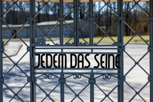 Bild vergr&ouml;&szlig;ern: Gedenkfeier zu Befreiung von Konzentrationslager Buchenwald vor 81 Jahren