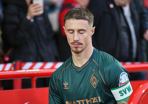 Bild vergr&ouml;&szlig;ern: Bundesliga: Köln schlägt Bremen in hitzigem Kellerduell