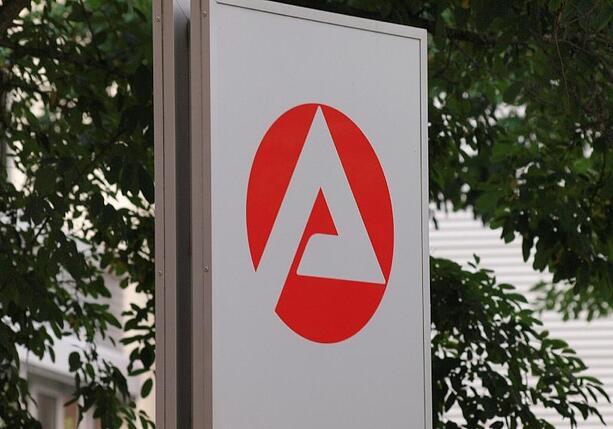 Bild vergr&ouml;&szlig;ern: Ökonom Cremer fordert 30-Prozent-Garantie für Geringverdiener