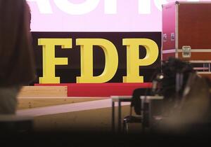 Politologe sieht Chance für FDP in Öffnung zum Rechtspopulismus