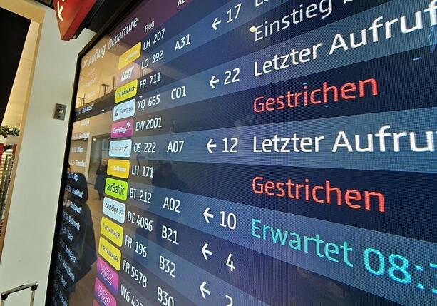 Bild vergr&ouml;&szlig;ern: Lufthansa bleibt im Arbeitskampf mit Piloten und Flugbegleitern hart