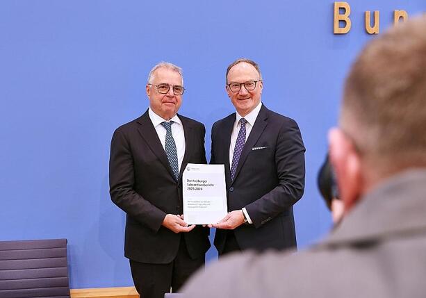 Bild vergr&ouml;&szlig;ern: Bericht vorgestellt: Hohe Subventionen haben kaum Wachstumseffekte