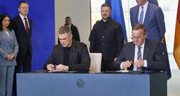 Berlin und Kiew vereinbaren Austausch digitaler Gefechtsdaten