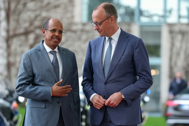 Bild vergr&ouml;&szlig;ern: Sudan-Konferenz: AU-Kommissionspräsident Youssouf fordert konkrete Ergebnisse