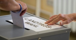 Umfrage: CDU in Schleswig-Holstein trotz Verlusten vorne - Grüne legen zu