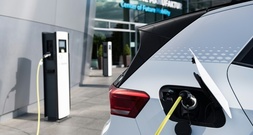 Bundestag stimmt über Gesetzesgrundlage für E-Autoförderung ab