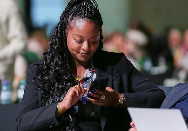 Bild vergr&ouml;&szlig;ern: Touré kritisiert steuerfreie 1.000-Euro-Prämie