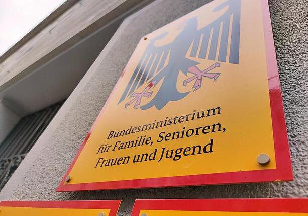 Bild vergr&ouml;&szlig;ern: Unmut im Familienministerium wegen Kürzung bei Demokratie leben