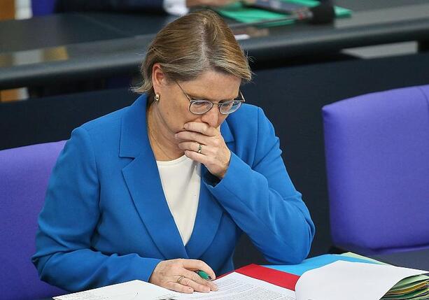 Bild vergr&ouml;&szlig;ern: Hubig will Gesetz gegen digitale Gewalt noch 2026 verabschieden