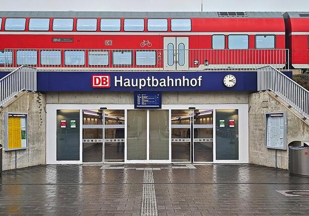Bild vergr&ouml;&szlig;ern: DB investiert 20 Milliarden Euro in Sanierung von Bahnhöfen