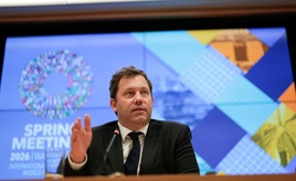 Möglicher Kerosinmangel: Klingbeil fordert Vorbereitungen in Deutschland