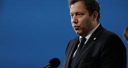 Treffen der internationalen Linken in Barcelona: Klingbeil beschwört Solidarität