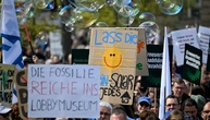 Veranstalter: Mehr als 80.000 Menschen bei Demonstrationen für Energiewende