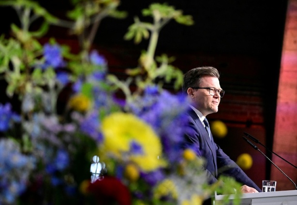 Bild vergr&ouml;&szlig;ern: Umweltminister Schneider lehnt Stromnetzpläne von Wirtschaftsministerin Reiche ab