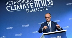 Merz bekennt sich zu Klimaschutz - Akzent aber auf Wettbewerbsfähigkeit