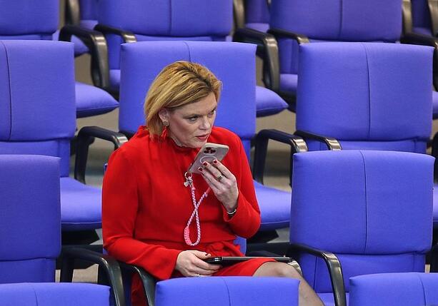 Bild vergr&ouml;&szlig;ern: Bericht: Klöckner von Phishing-Angriff auf Signal betroffen