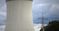 Schneider verteidigt Atomausstieg