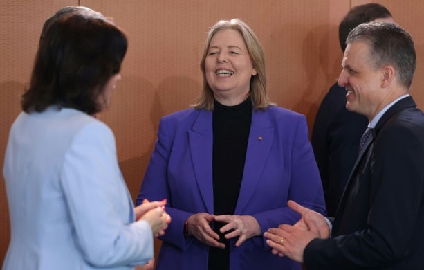 Bild vergr&ouml;&szlig;ern: Bas legt mit Kritik an Merz' Rentenäußerung nach: nicht in Ordnung