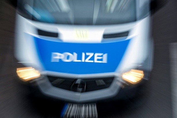Bild vergr&ouml;&szlig;ern: Schussabgabe auf flüchtendes Auto in Zwickau: Freispruch von Polizisten aufgehoben