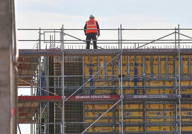 Bild vergr&ouml;&szlig;ern: Höherer Auftragseingang im Bauhauptgewerbe im Februar