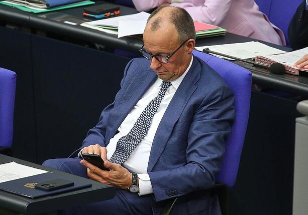 Bild vergr&ouml;&szlig;ern: Bundesregierung schweigt zu Signal-Hack