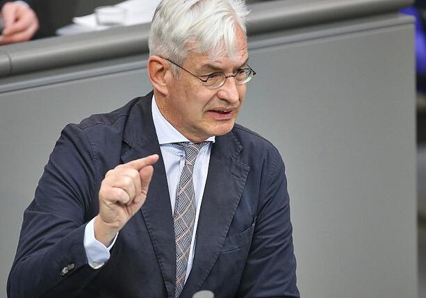 Bild vergr&ouml;&szlig;ern: Union warnt vor Reflex zum Schuldenmachen wegen Iran-Krieg