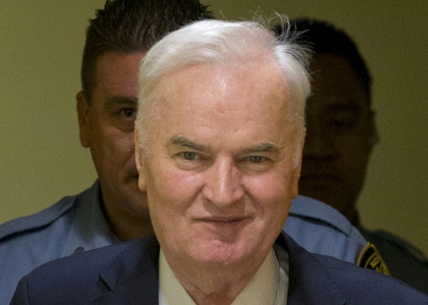Bild vergr&ouml;&szlig;ern: Opferverbände lehnen Verlegung von Kriegsverbrecher Mladic nach Serbien ab