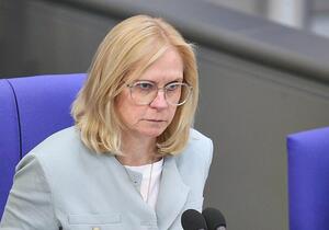 Lindholz will Signal-Verbot für Politiker