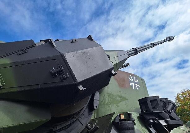 Bild vergr&ouml;&szlig;ern: Weltweite Militärausgaben steigen auf neuen Höchststand