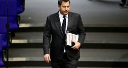 Klingbeil will härter gegen Steuerbetrug vorgehen