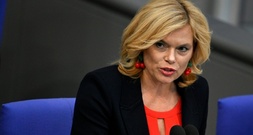 Klöckner fordert mehr Respekt für parlamentarische Beratungen