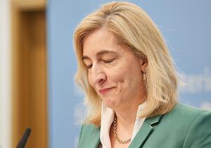 Roche-Pharma-Chef kritisiert Reform von Warken scharf