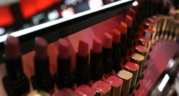 EU-Parlament stimmt über Lockerungen der Regeln für Chemikalien in Kosmetika ab