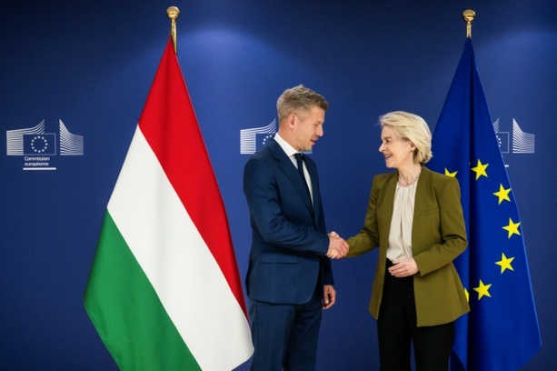 Bild vergr&ouml;&szlig;ern: Ungarns designierter Regierungschef Magyar wirbt in Brüssel für Freigabe von EU-Geldern