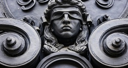 Schläge bei Festnahme: Hessischer Polizist verliert Beamtenstatus