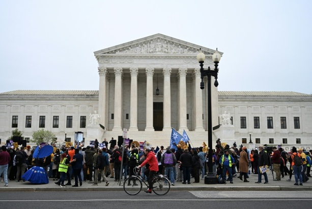 Bild vergr&ouml;&szlig;ern: Supreme Court: Zuschnitt der Wahlkreise in US-Bundesstaat Louisiana verfassungswidrig