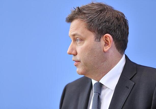 Bild vergr&ouml;&szlig;ern: SPD-Wirtschaftsforum verlangt von Klingbeil konkrete Einsparungen