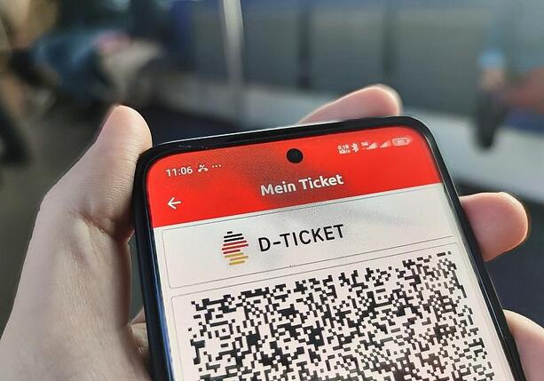 Bild vergr&ouml;&szlig;ern: Verkehrsminister fordern Einfrieren des Deutschlandticket-Preises