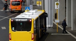 NRW-Verkehrsminister will Preis für Deutschlandticket einfrieren