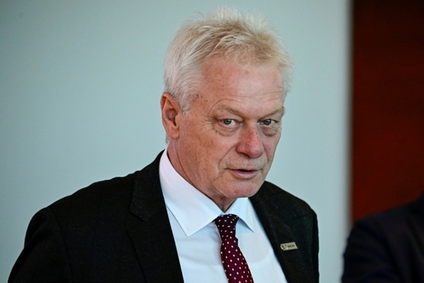 Bild vergr&ouml;&szlig;ern: Bundeslandwirtschaftsminister Rainer will staatliche Lebensmittelreserve ausbauen