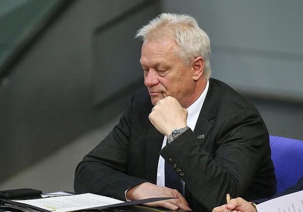 Bild vergr&ouml;&szlig;ern: Rainer nennt Zeitplan für Tierhaltungskennzeichen