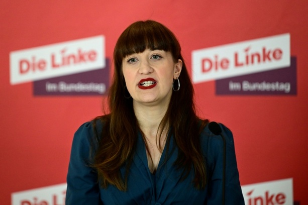 Bild vergr&ouml;&szlig;ern: Ein Jahr schwarz-rote Koalition: Linksfraktionschefin Reichinnek spricht von Chaos